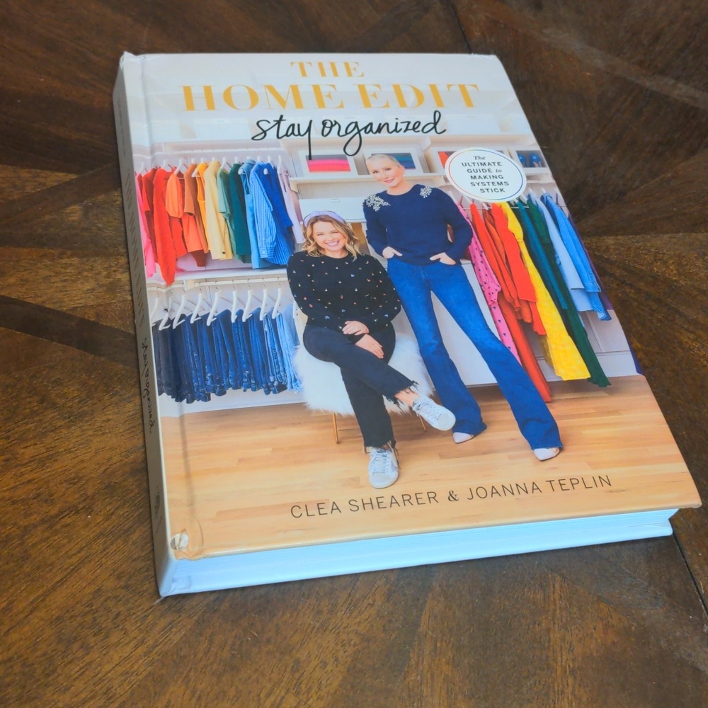 The Home Edit: Stay Organized Book - Picture 2 of 8